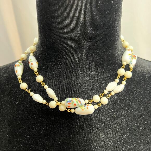 VINTAGE 1950s White with abstract floral designs - Picture 3 of 13